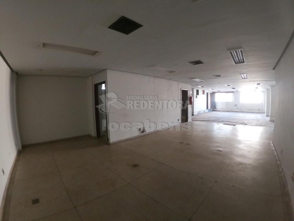 Alugar Comercial / Salão em São José do Rio Preto R$ 15.000,00 - Foto 52