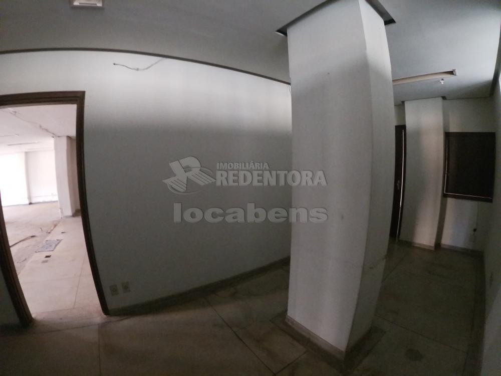 Alugar Comercial / Salão em São José do Rio Preto R$ 15.000,00 - Foto 57