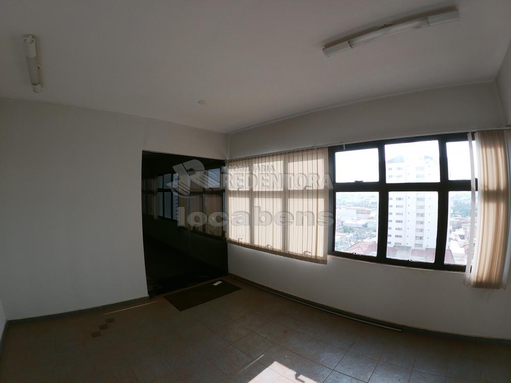 Alugar Comercial / Sala em São José do Rio Preto R$ 1.300,00 - Foto 4