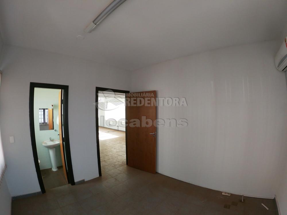 Alugar Comercial / Sala em São José do Rio Preto R$ 1.300,00 - Foto 9