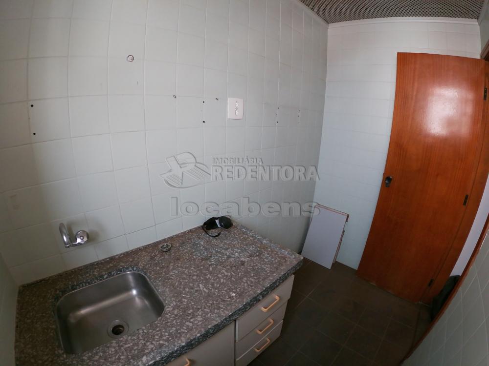 Alugar Comercial / Sala em São José do Rio Preto R$ 1.300,00 - Foto 18