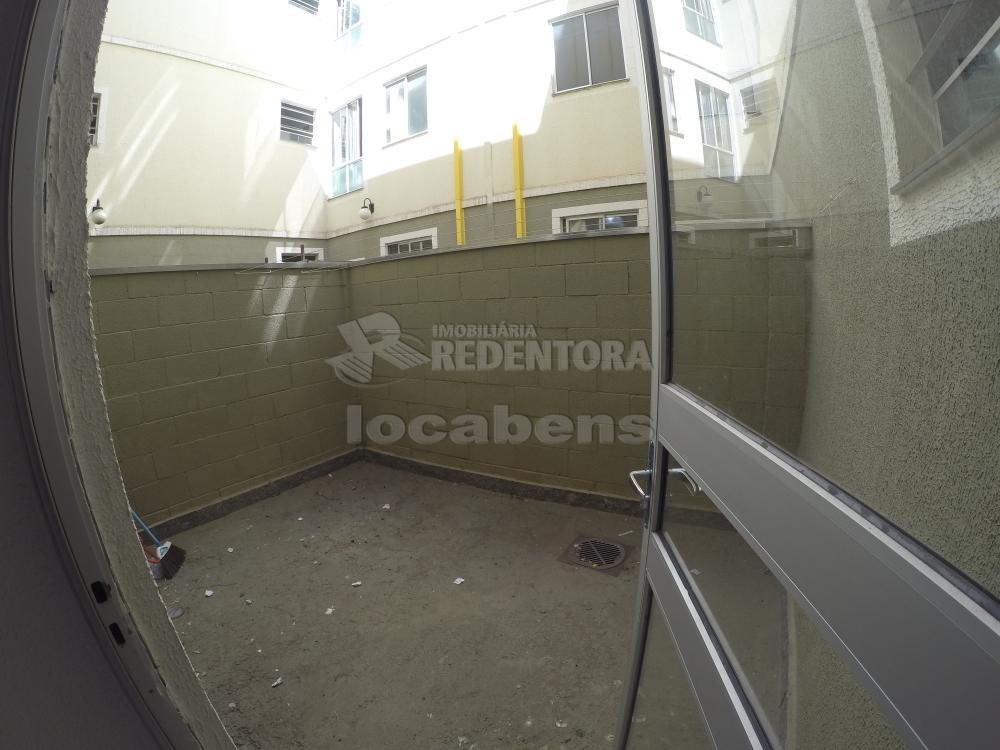 Comprar Apartamento / Padrão em São José do Rio Preto R$ 170.000,00 - Foto 14