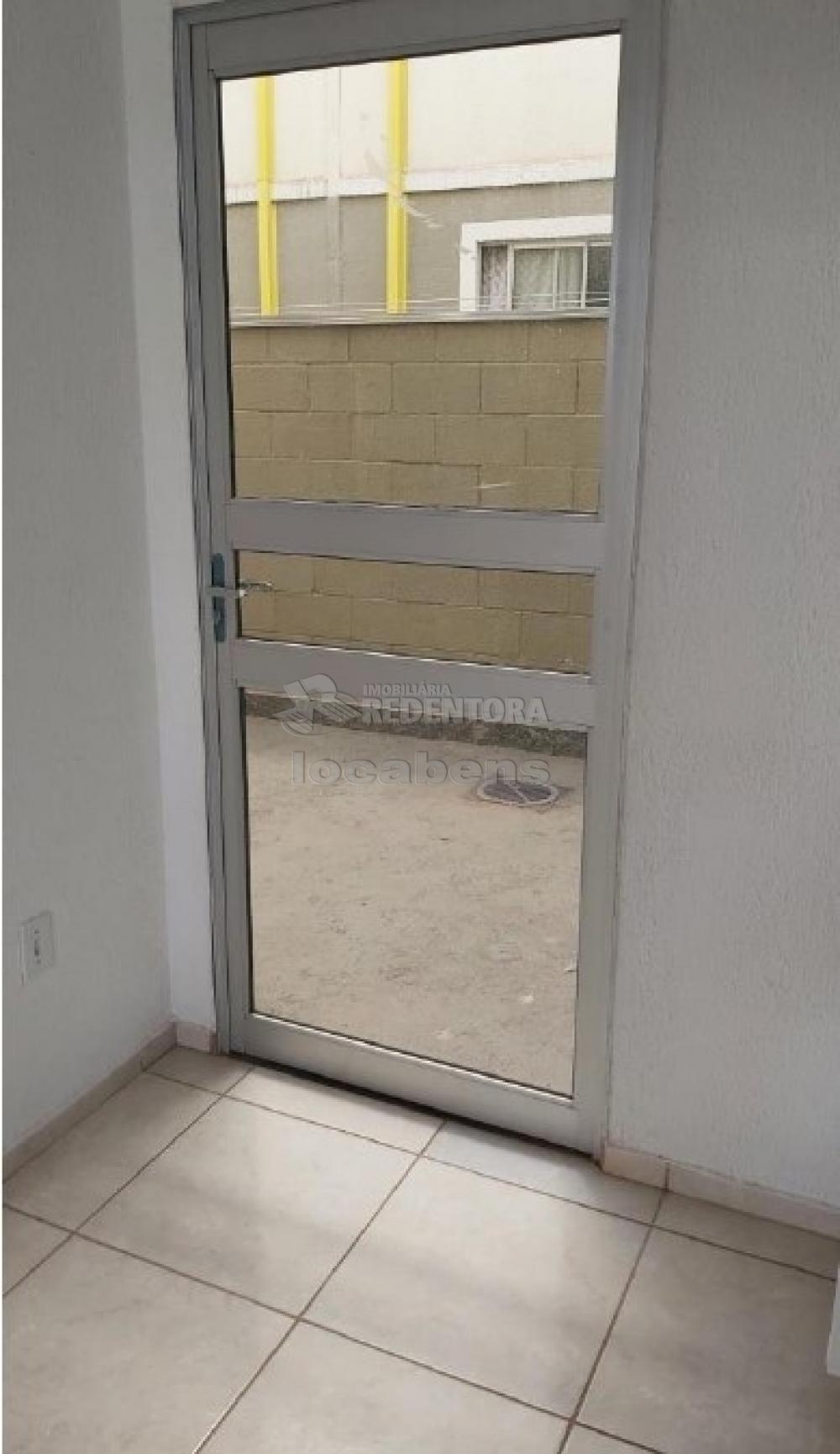 Comprar Apartamento / Padrão em São José do Rio Preto R$ 170.000,00 - Foto 13