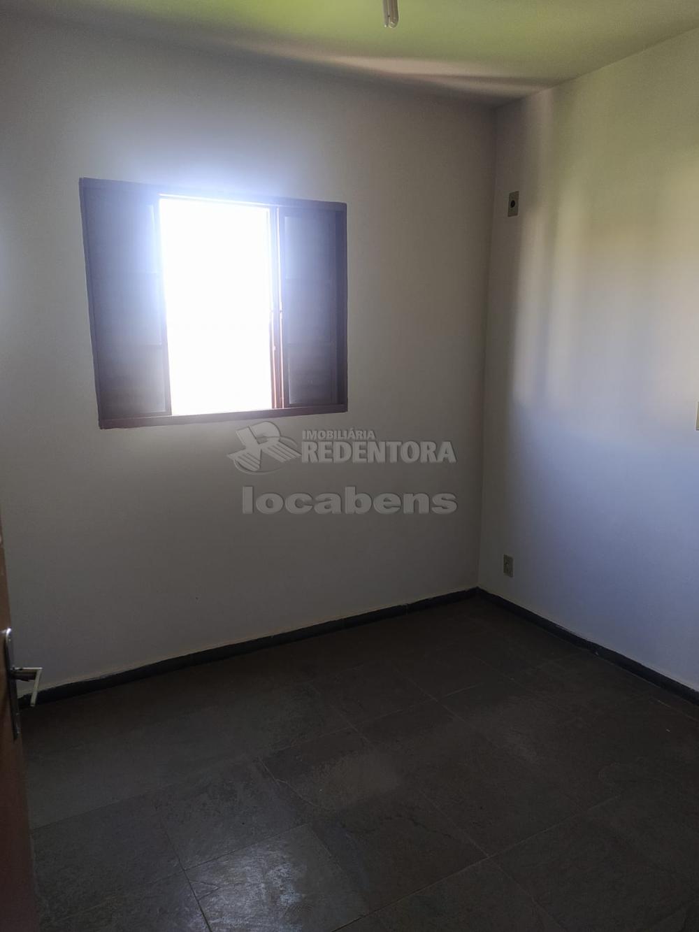 Alugar Apartamento / Padrão em São José do Rio Preto R$ 800,00 - Foto 15