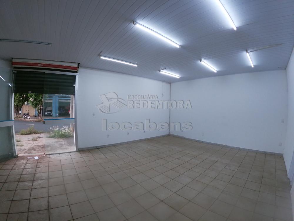 Alugar Comercial / Salão em São José do Rio Preto R$ 1.700,00 - Foto 4