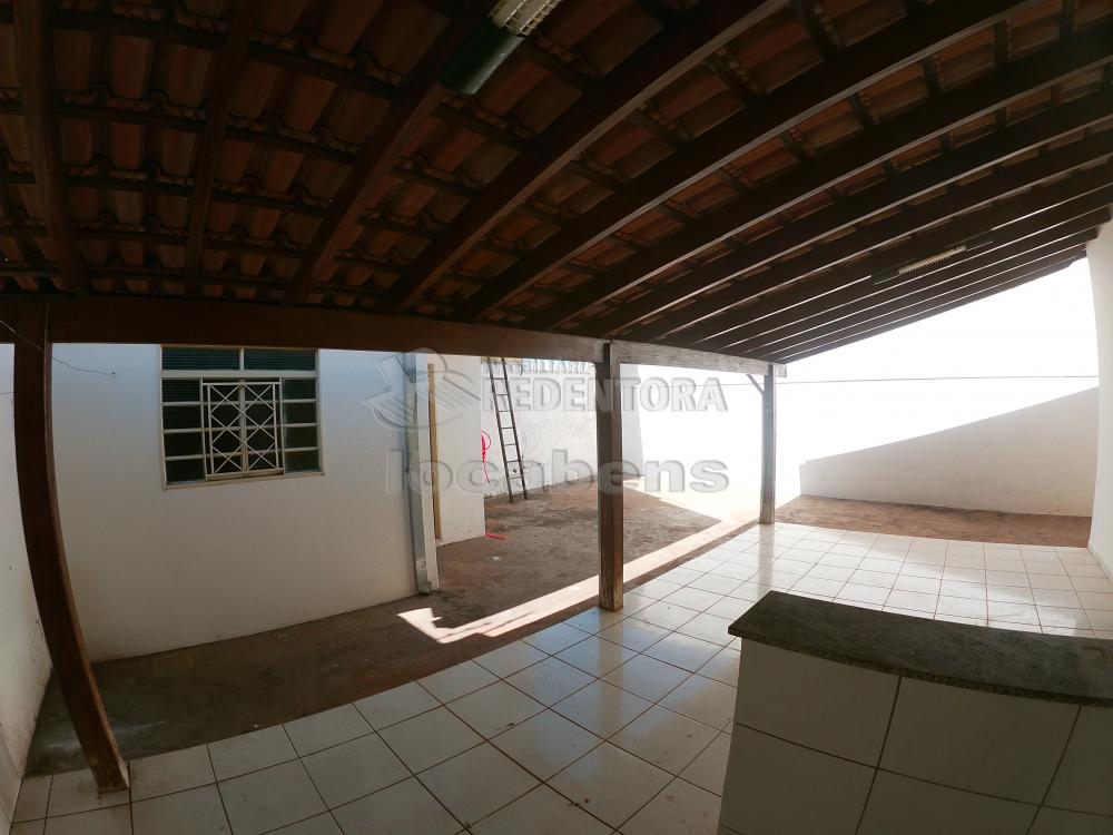 Alugar Casa / Padrão em São José do Rio Preto R$ 1.400,00 - Foto 22