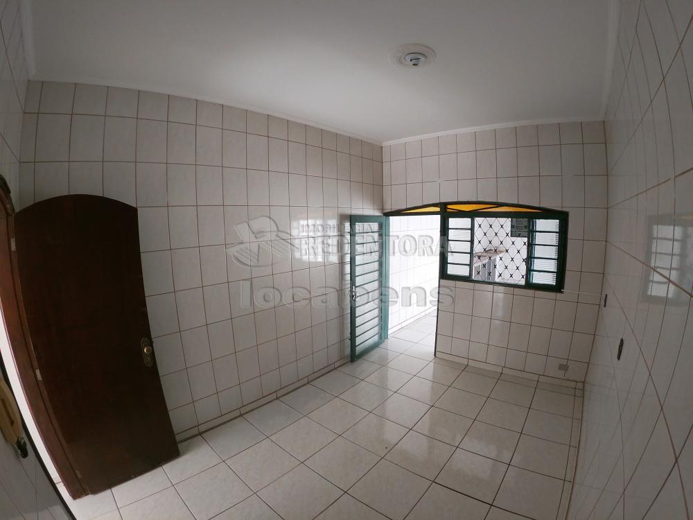 Alugar Casa / Padrão em São José do Rio Preto R$ 2.300,00 - Foto 15