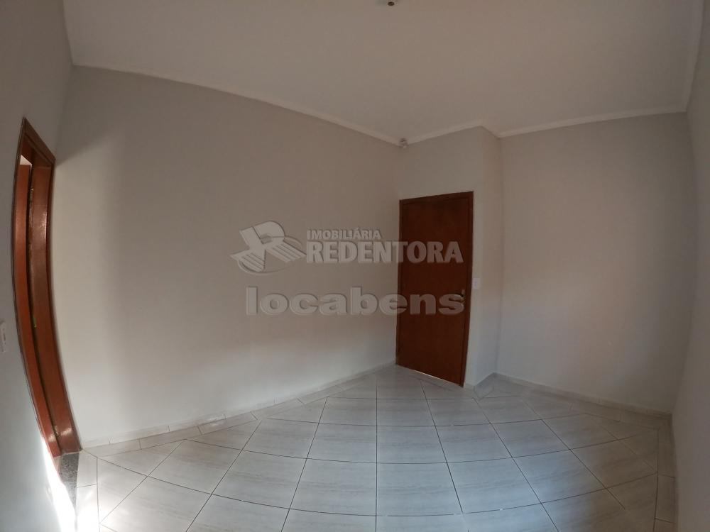 Comprar Casa / Padrão em São José do Rio Preto R$ 220.000,00 - Foto 13