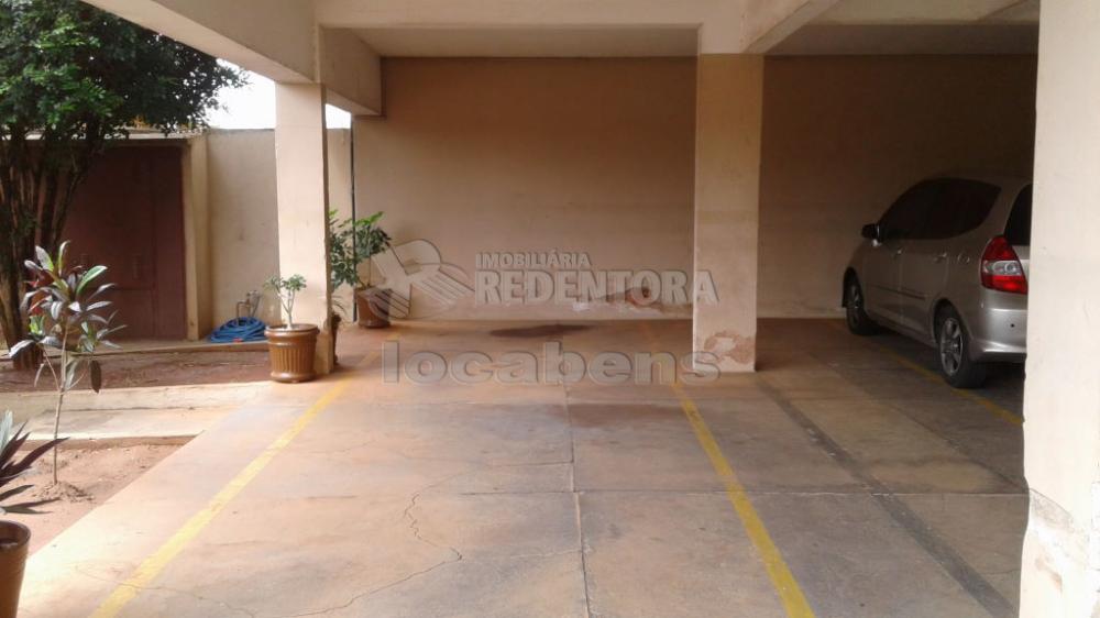 Alugar Apartamento / Padrão em São José do Rio Preto R$ 1.230,00 - Foto 22