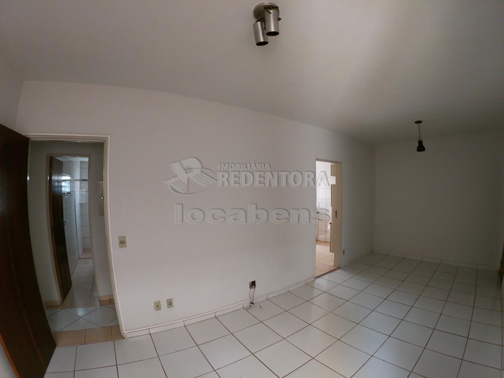 Comprar Apartamento / Padrão em São José do Rio Preto R$ 290.000,00 - Foto 3