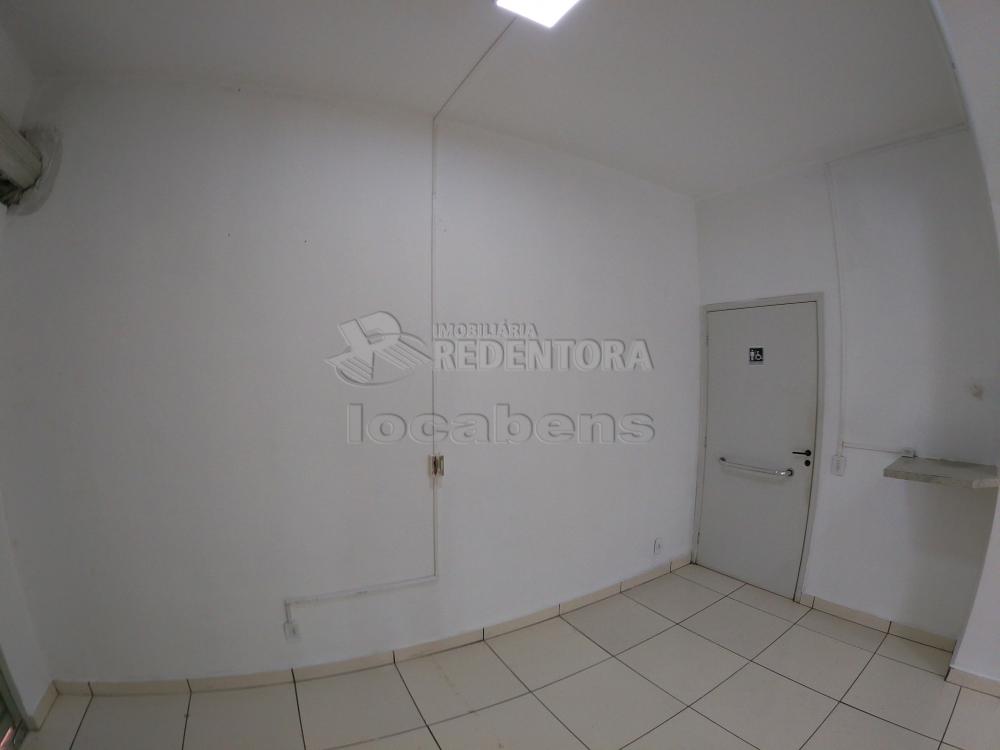 Alugar Comercial / Salão em São José do Rio Preto R$ 6.000,00 - Foto 4