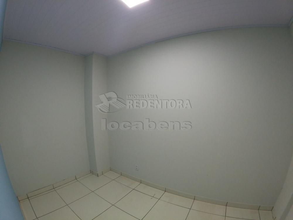 Alugar Comercial / Salão em São José do Rio Preto R$ 6.000,00 - Foto 18