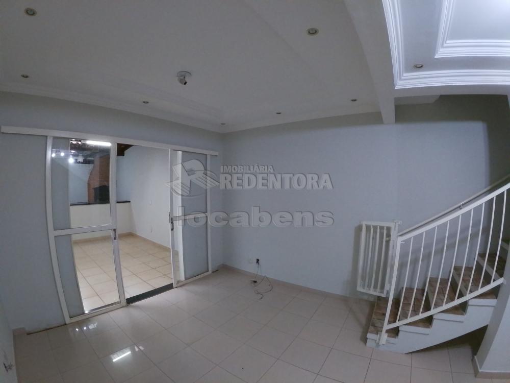 Alugar Casa / Condomínio em São José do Rio Preto R$ 1.000,00 - Foto 2