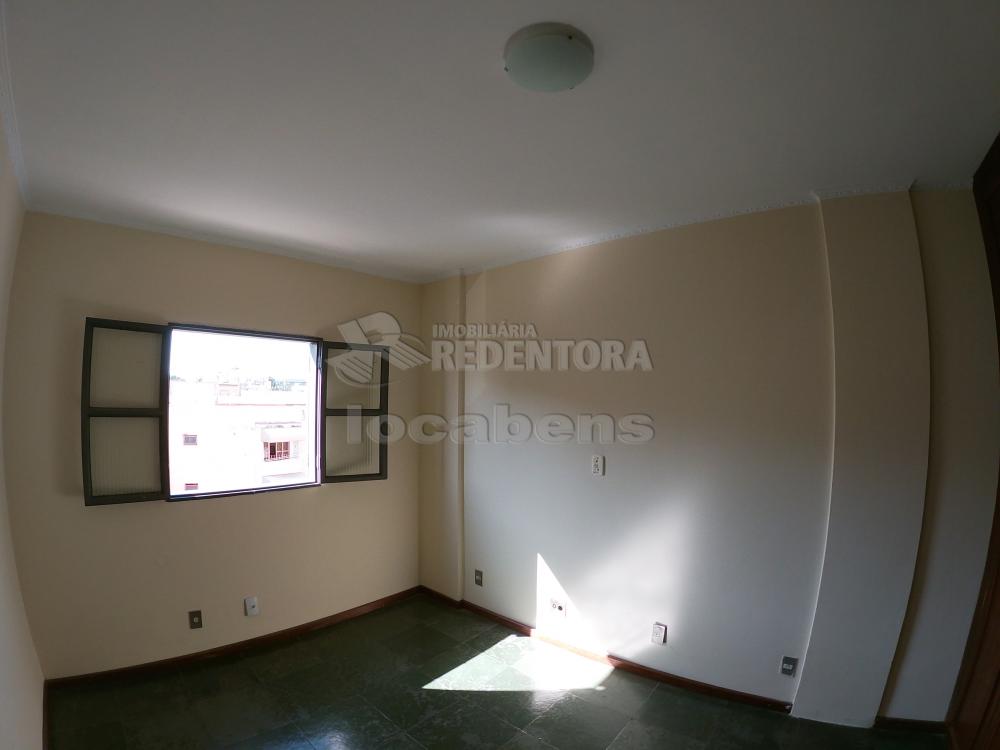 Alugar Apartamento / Padrão em São José do Rio Preto R$ 850,00 - Foto 8