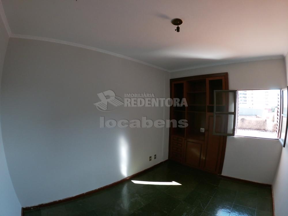 Alugar Apartamento / Padrão em São José do Rio Preto R$ 850,00 - Foto 12