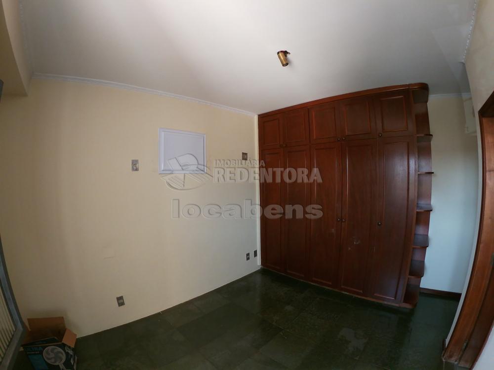 Alugar Apartamento / Padrão em São José do Rio Preto R$ 850,00 - Foto 16