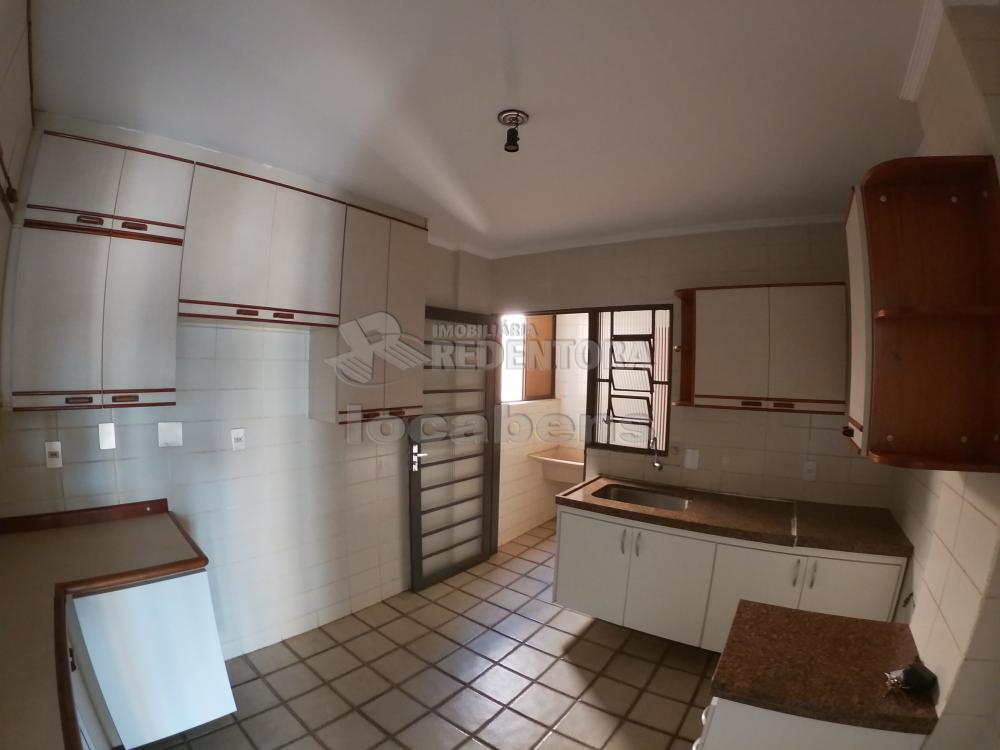 Alugar Apartamento / Padrão em São José do Rio Preto R$ 850,00 - Foto 19