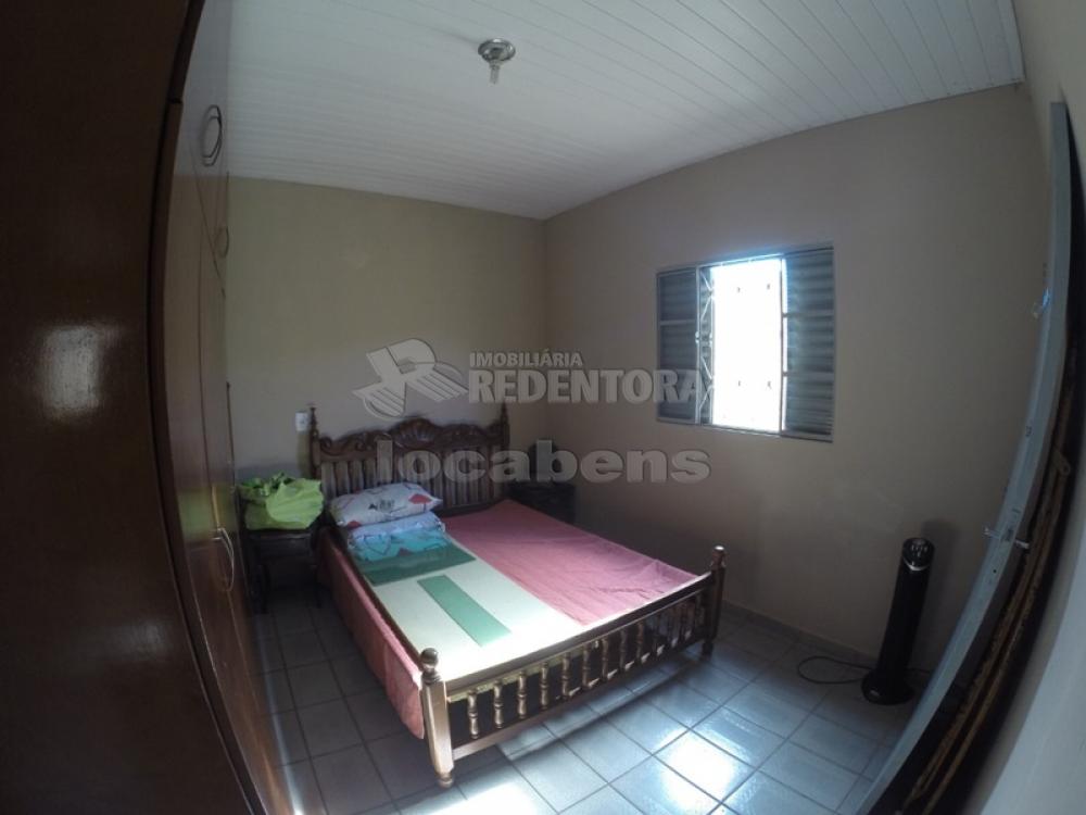 Alugar Casa / Padrão em São José do Rio Preto R$ 750,00 - Foto 6