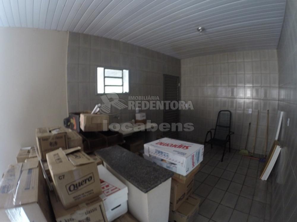 Alugar Casa / Padrão em São José do Rio Preto R$ 750,00 - Foto 11
