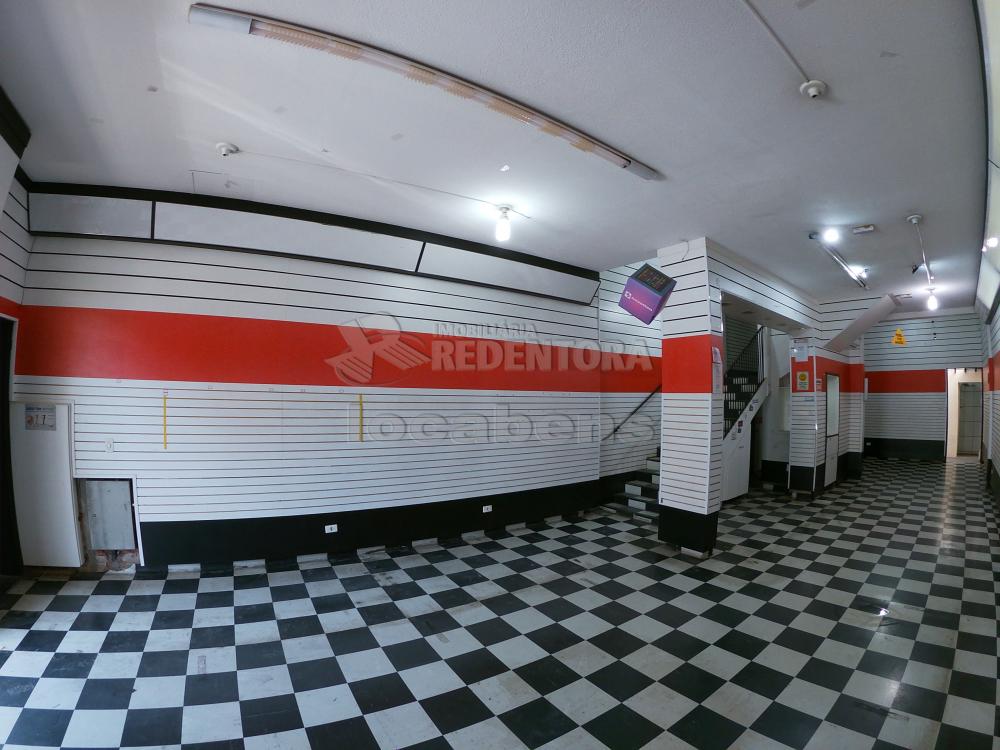 Alugar Comercial / Salão em São José do Rio Preto R$ 6.600,00 - Foto 2