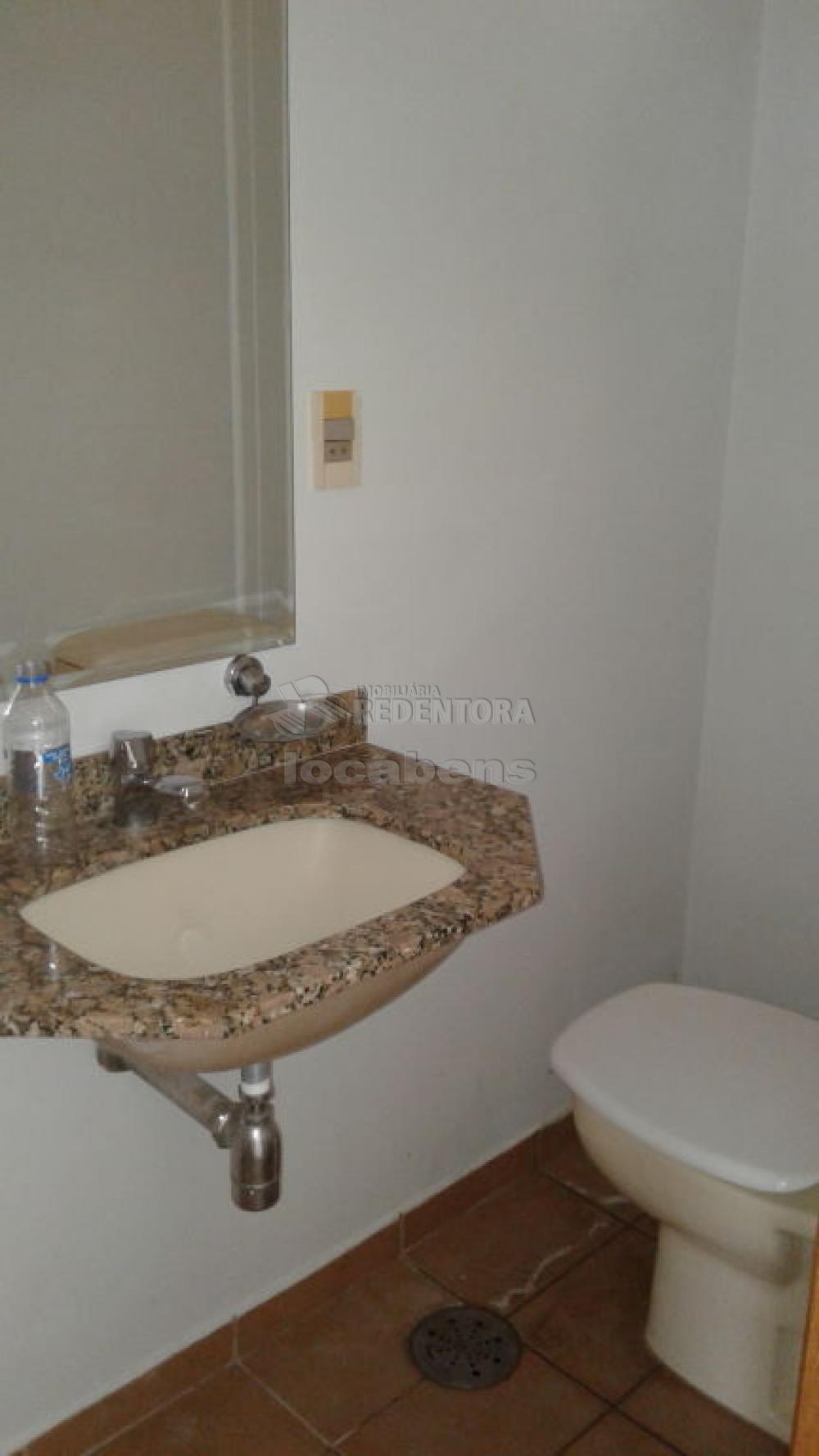 Alugar Apartamento / Padrão em São José do Rio Preto R$ 1.800,00 - Foto 37