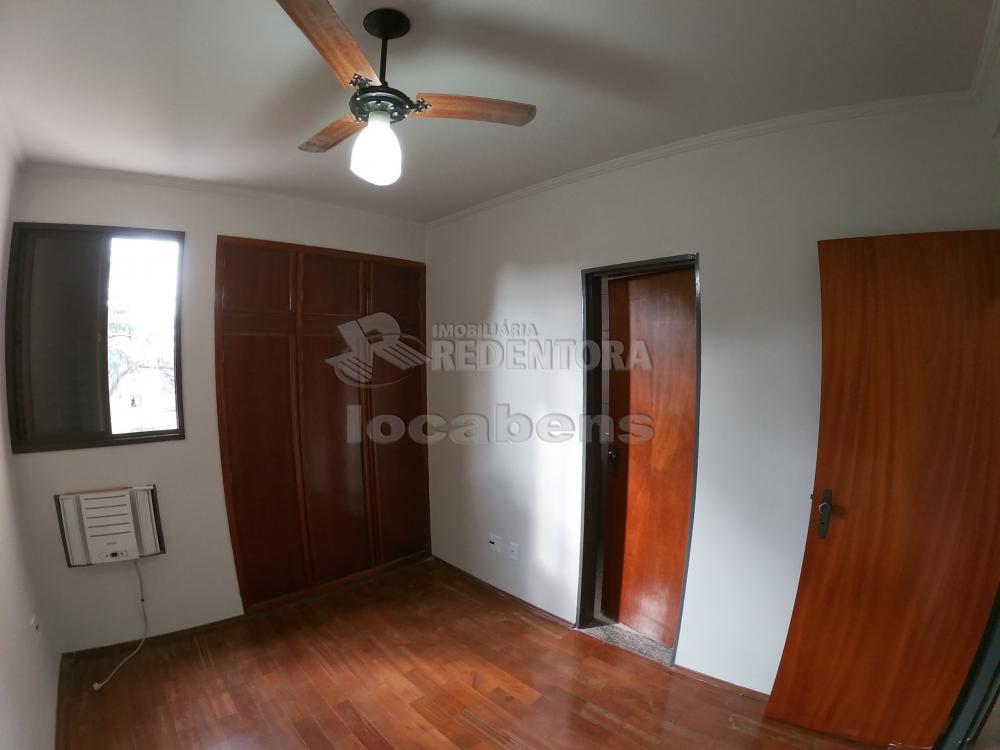 Alugar Apartamento / Padrão em São José do Rio Preto R$ 900,00 - Foto 16