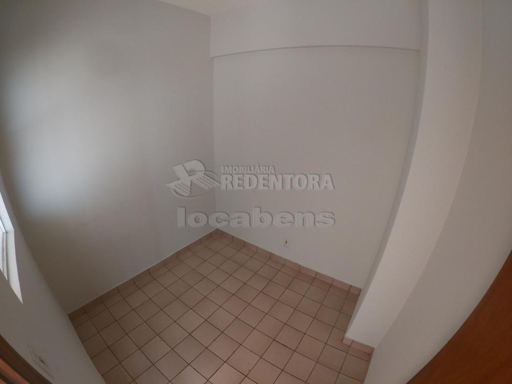 Alugar Apartamento / Padrão em São José do Rio Preto R$ 1.200,00 - Foto 15