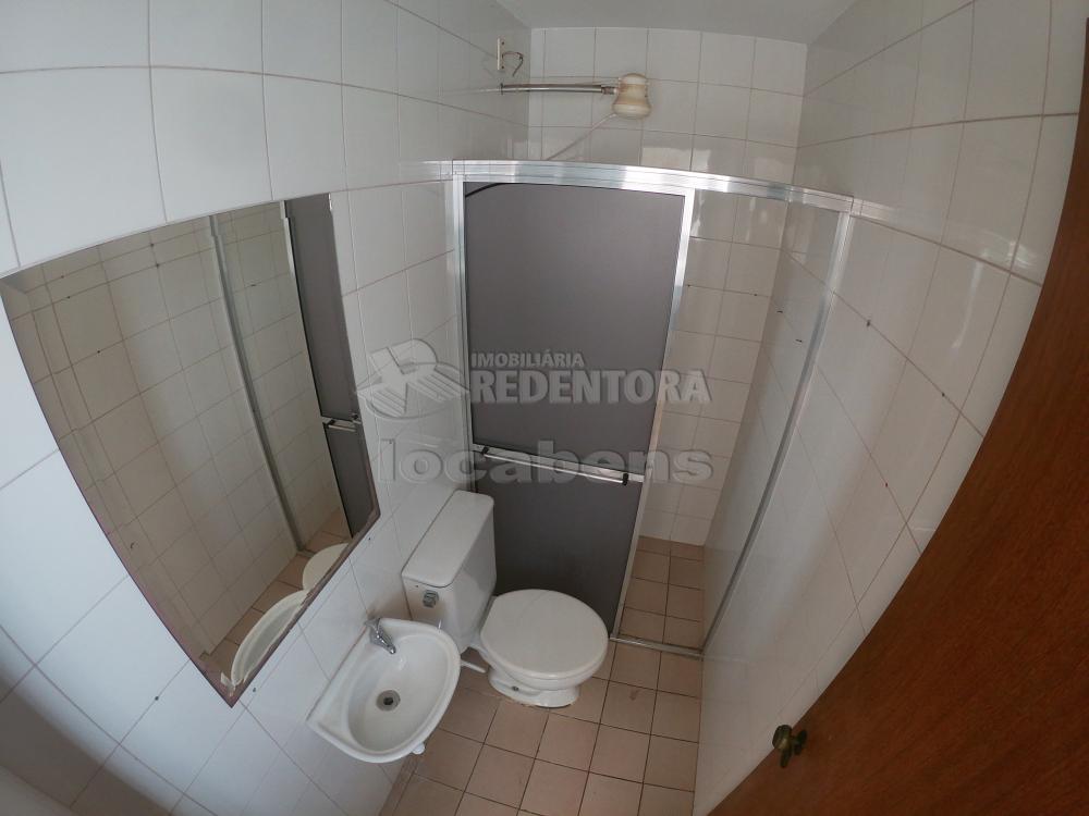 Alugar Apartamento / Padrão em São José do Rio Preto R$ 1.200,00 - Foto 16