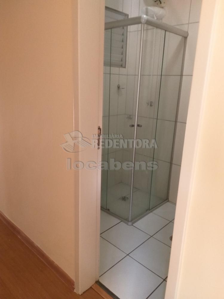 Alugar Apartamento / Padrão em São José do Rio Preto R$ 900,00 - Foto 28