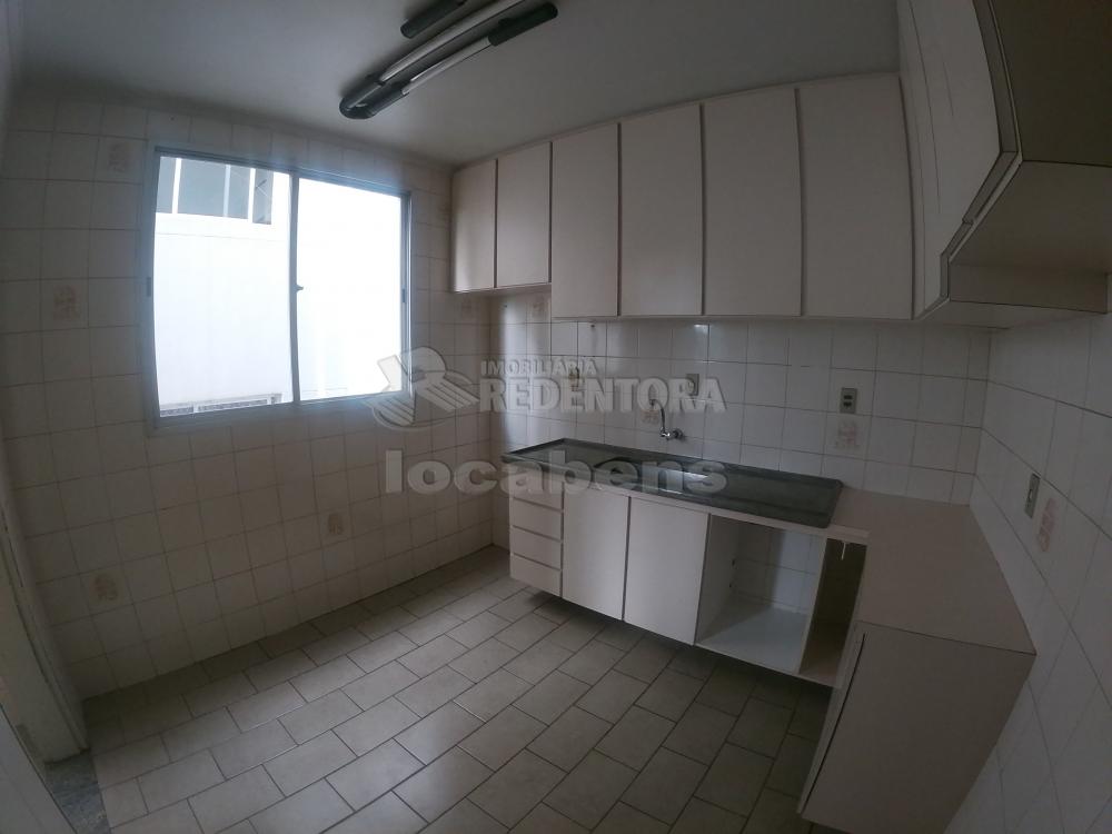 Alugar Apartamento / Padrão em São José do Rio Preto R$ 700,00 - Foto 6