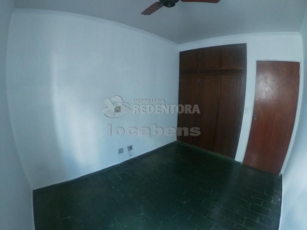 Alugar Apartamento / Padrão em São José do Rio Preto R$ 700,00 - Foto 10