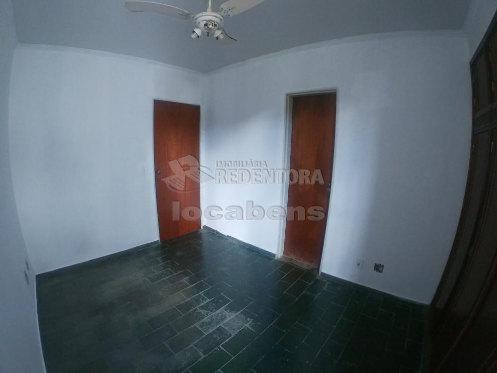 Alugar Apartamento / Padrão em São José do Rio Preto R$ 700,00 - Foto 18