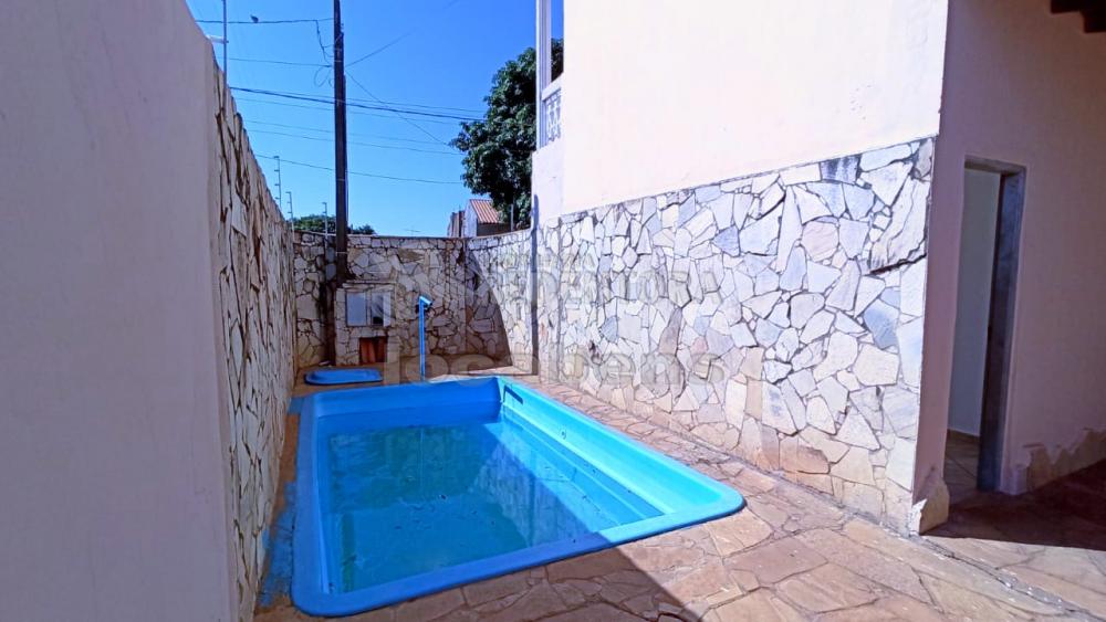 Alugar Casa / Sobrado em São José do Rio Preto R$ 1.450,00 - Foto 1