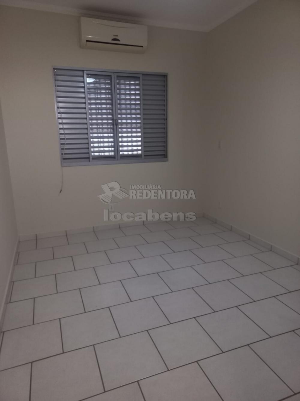Comprar Casa / Padrão em São José do Rio Preto R$ 580.000,00 - Foto 17