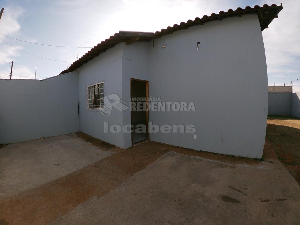 Alugar Casa / Padrão em São José do Rio Preto apenas R$ 800,00 - Foto 2