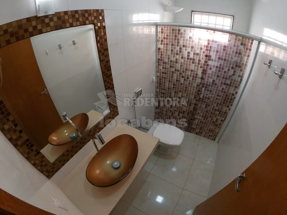 Alugar Casa / Padrão em São José do Rio Preto R$ 1.400,00 - Foto 10