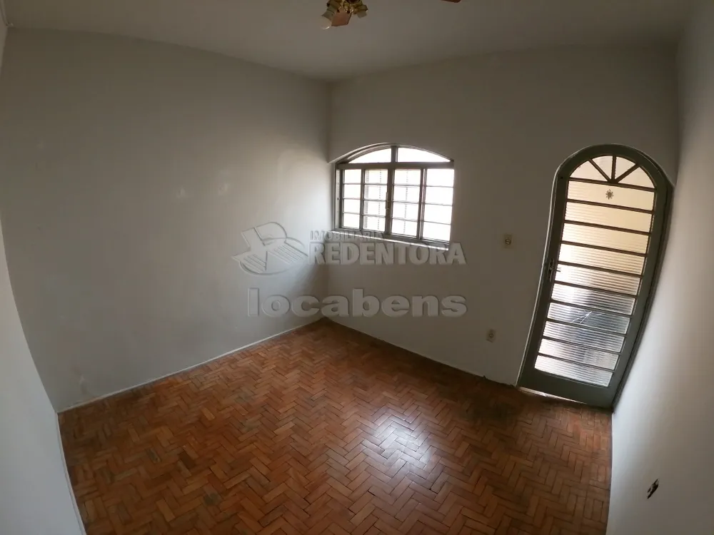 Alugar Casa / Padrão em São José do Rio Preto apenas R$ 1.800,00 - Foto 4