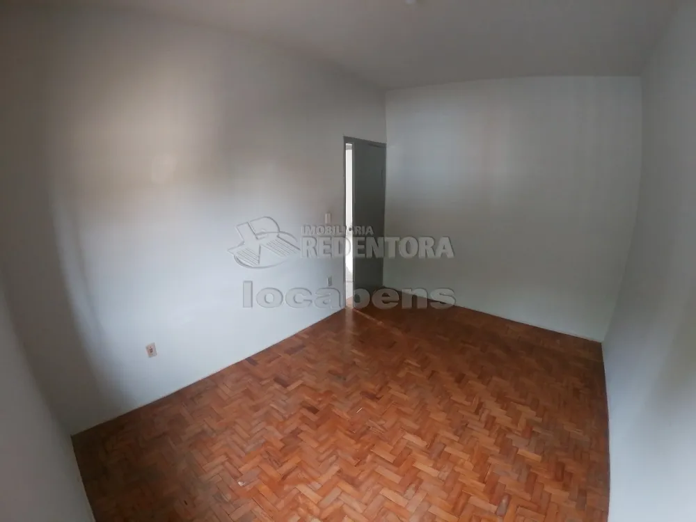 Alugar Casa / Padrão em São José do Rio Preto apenas R$ 1.800,00 - Foto 17