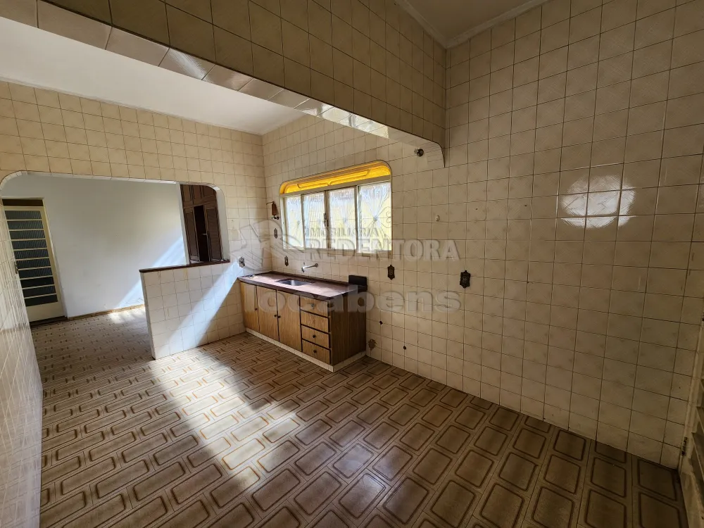 Alugar Casa / Padrão em São José do Rio Preto R$ 1.700,00 - Foto 8