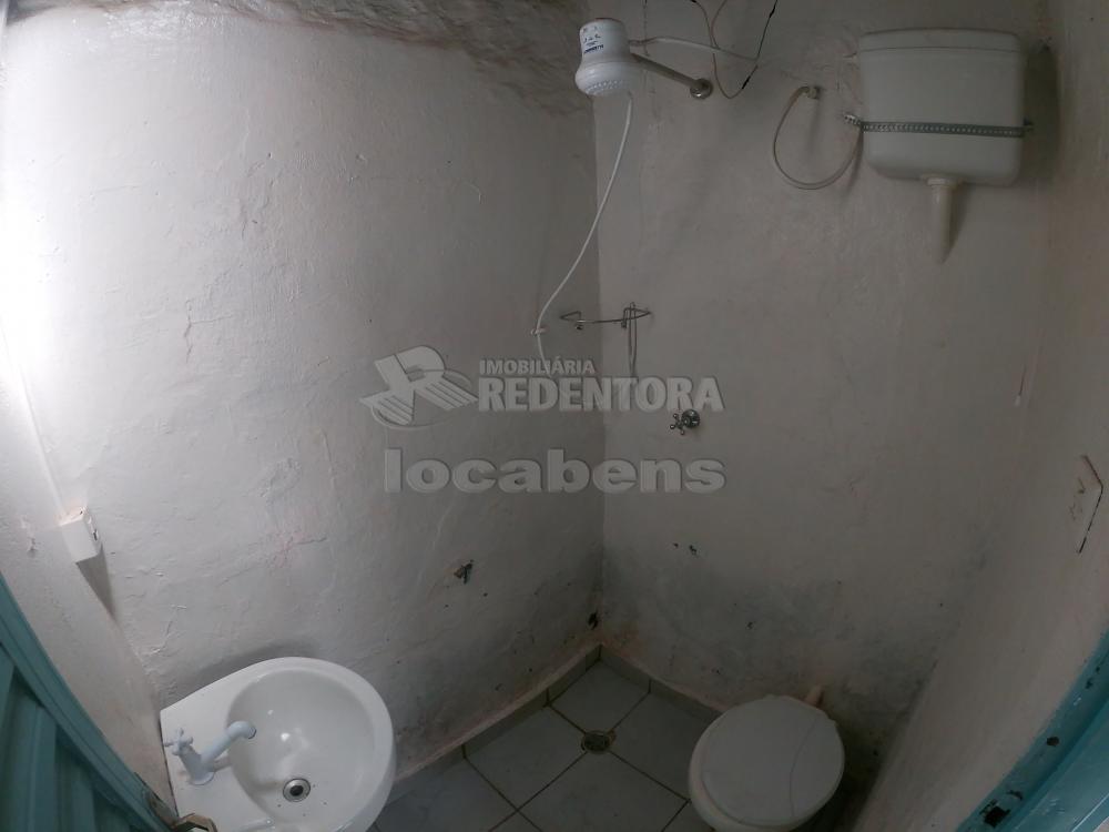 Alugar Casa / Padrão em São José do Rio Preto R$ 600,00 - Foto 11