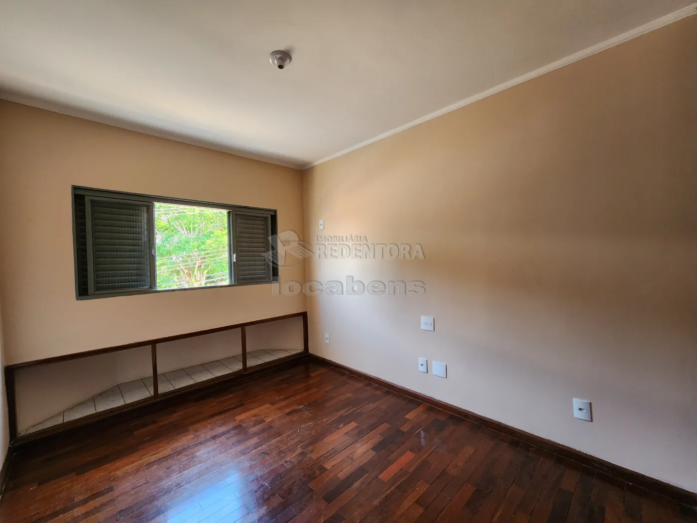 Alugar Apartamento / Padrão em São José do Rio Preto R$ 1.300,00 - Foto 7