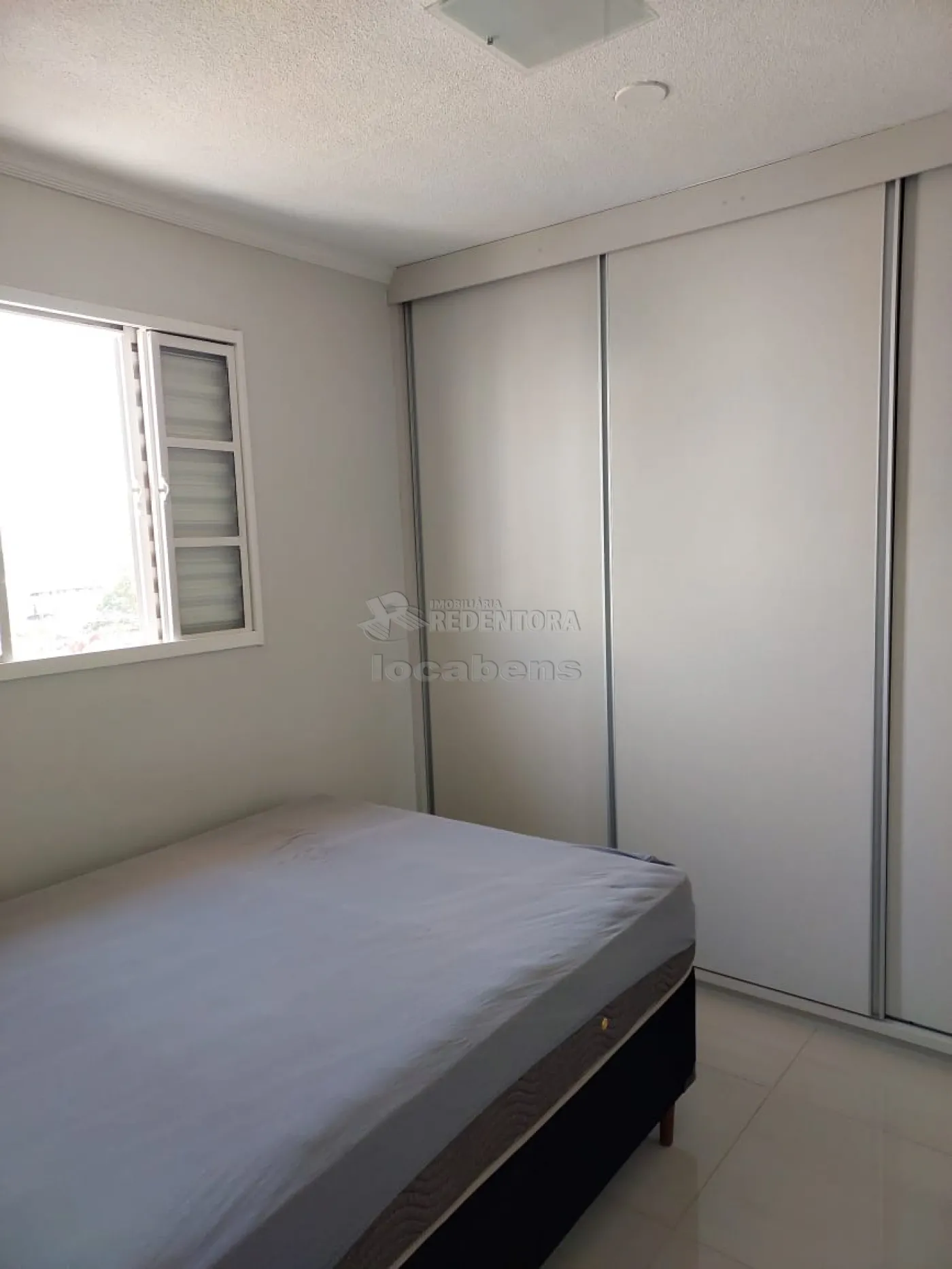 Comprar Apartamento / Padrão em São José do Rio Preto R$ 220.000,00 - Foto 4