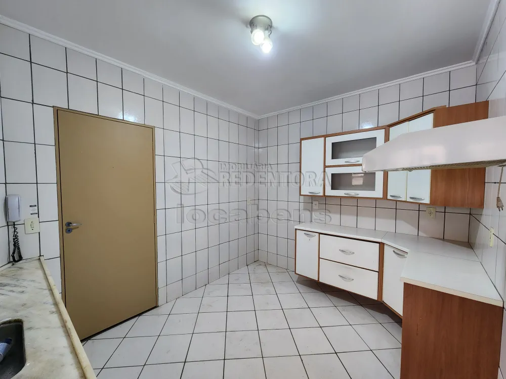 Alugar Apartamento / Padrão em São José do Rio Preto R$ 850,00 - Foto 5