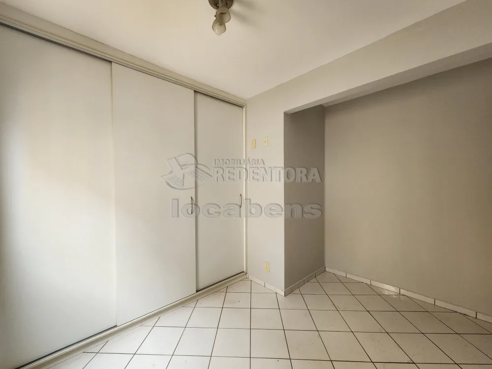 Alugar Apartamento / Padrão em São José do Rio Preto R$ 850,00 - Foto 7