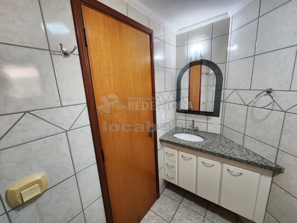 Alugar Apartamento / Padrão em São José do Rio Preto R$ 1.650,00 - Foto 20