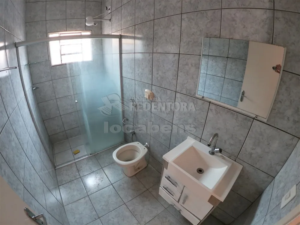 Alugar Casa / Padrão em São José do Rio Preto R$ 1.500,00 - Foto 13