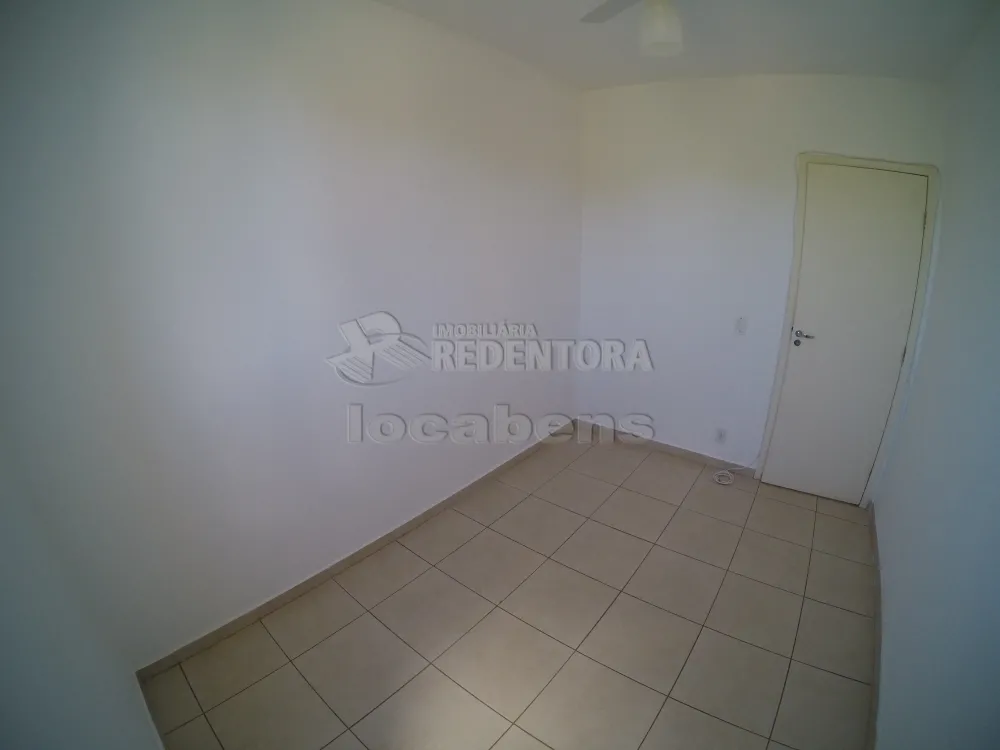 Alugar Apartamento / Padrão em São José do Rio Preto R$ 700,00 - Foto 8