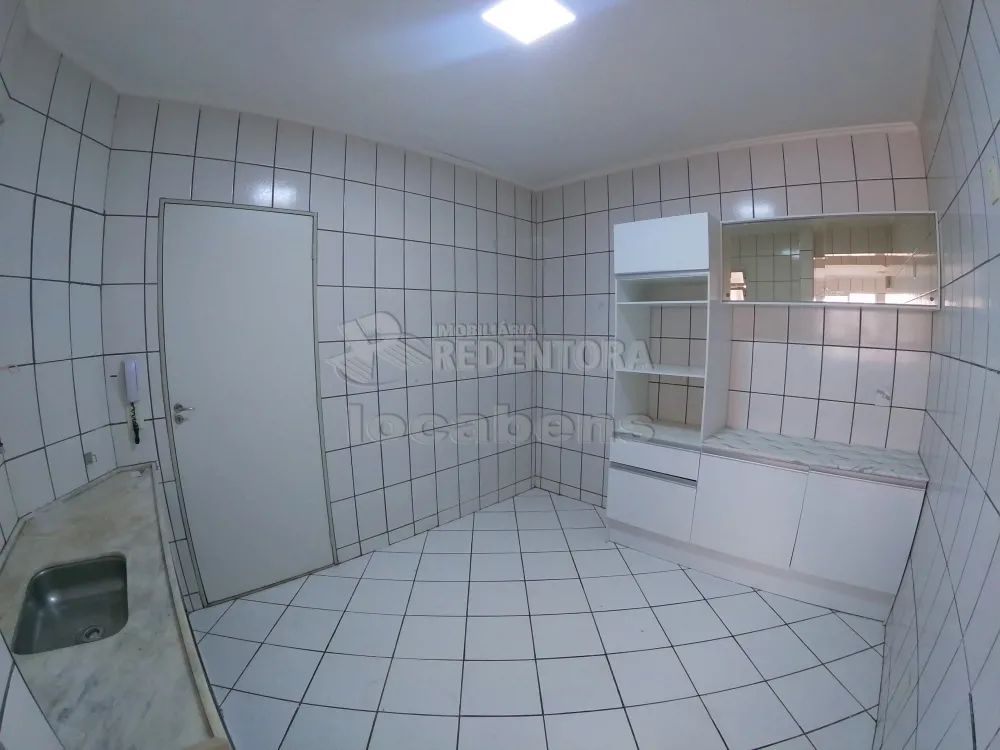 Alugar Apartamento / Padrão em São José do Rio Preto R$ 900,00 - Foto 8