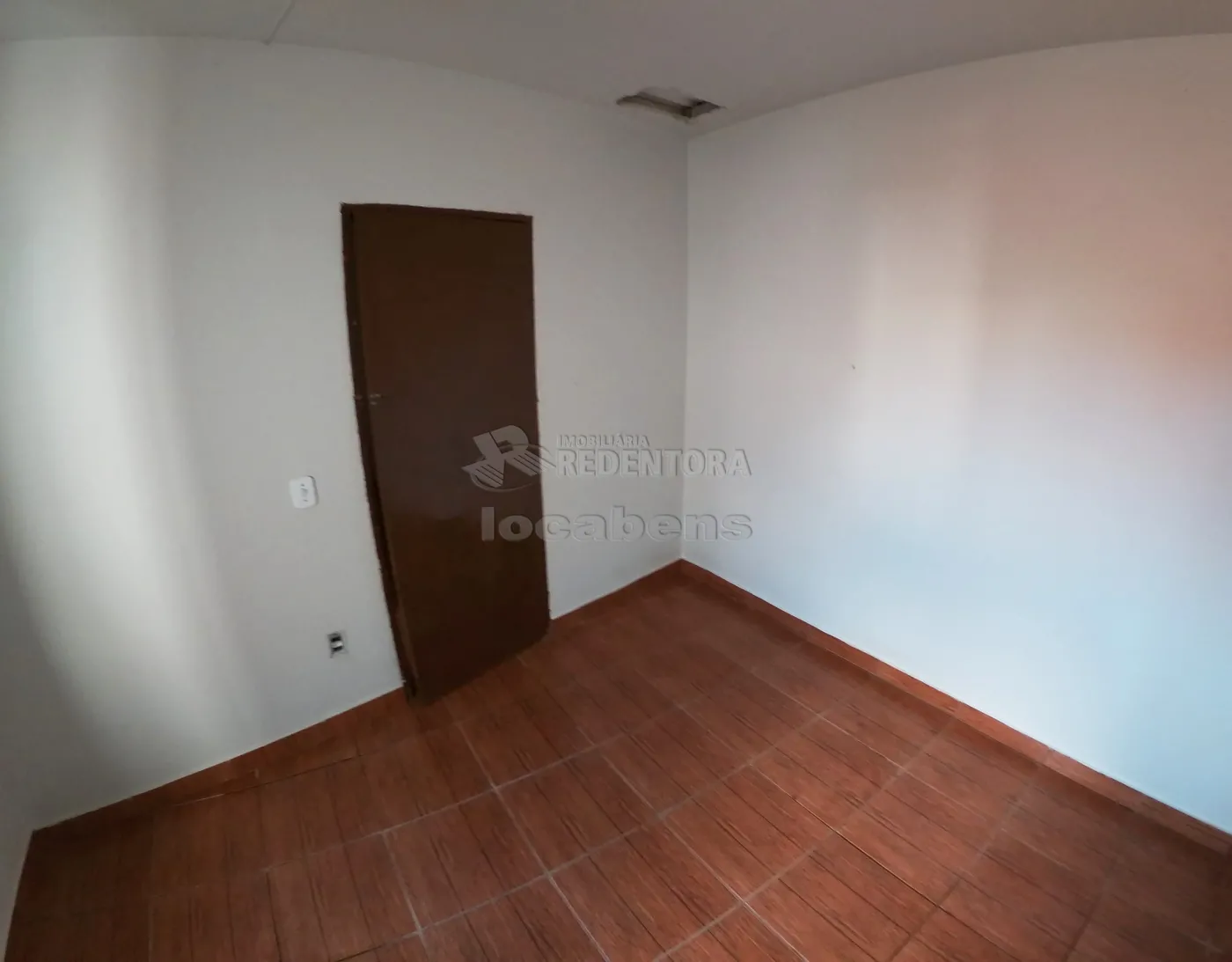 Alugar Casa / Padrão em São José do Rio Preto R$ 950,00 - Foto 13