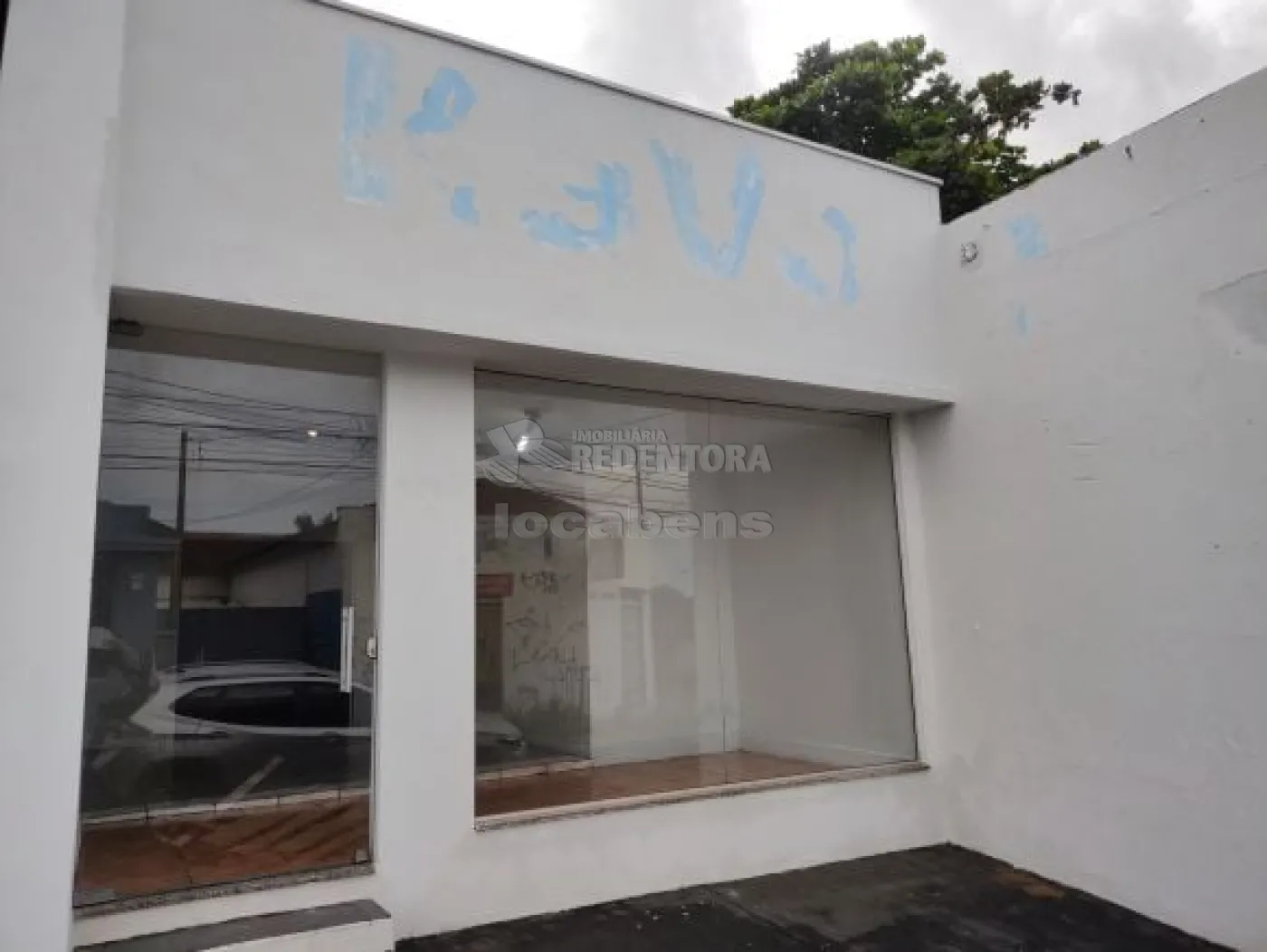 Alugar Comercial / Salão em São José do Rio Preto R$ 1.750,00 - Foto 4